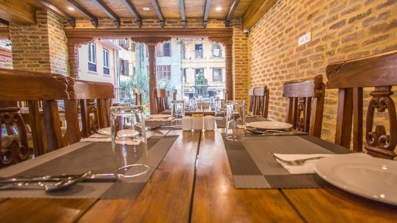 Pahan Chhen - Boutique Hotel カトマンズ エクステリア 写真